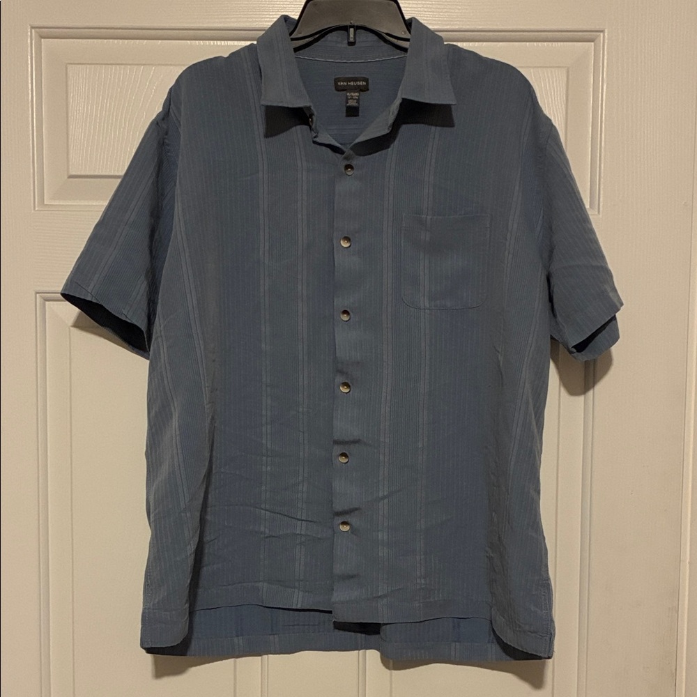 🆕 New Listing! Van Heusen Casual Blue Button Down Shirt SZ XL